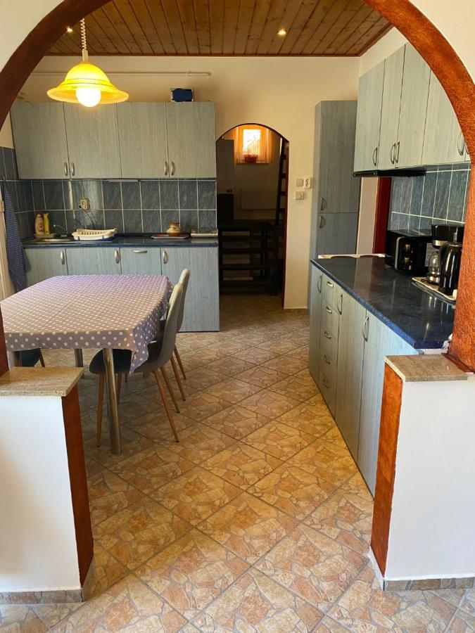 הוילה Otteveny House Damado Deluxe מראה חיצוני תמונה